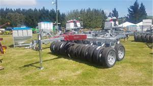 CM TRAILER MACHINERY STAND - TAEGE