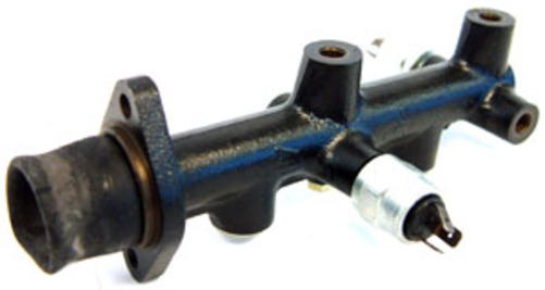 BRAKE MASTER CYLINDER - AUDI 72-74                       *