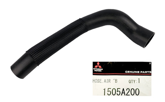 MITSUBISHI PAJERO TRITON INTERCOOLER TO ENGINE HOSE 4M41- 1505A200