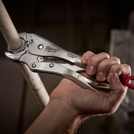 Milwaukee 254mm (10”) & 152mm (6”) TORQUE LOCK Locking Pliers 2 Pack 48223602