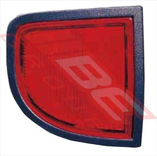 Mitsubishi REFLECTOR - L/H - BELOW REAR LAMP - MITSUBISHI TRITON L200 2005