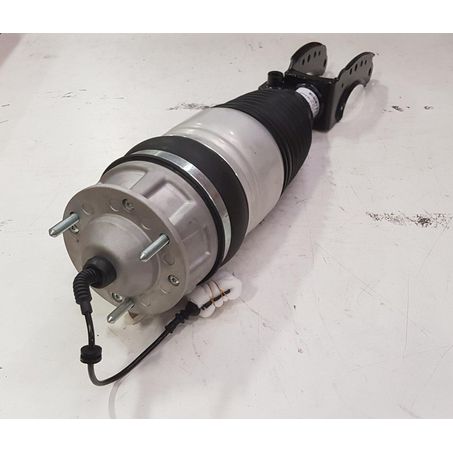 CODE9 Air Bag Strut 6166500L
