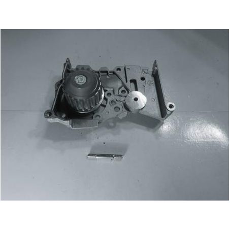 Quinton Hazell Water Pump OE Fit European Quality QCP3389
