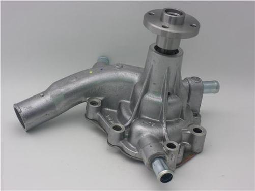 GMB PREMIUM WATER PUMP TOYOTA LAND CRUISER 3F