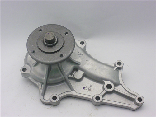 GMB PREMIUM WATER PUMP TOYOTA CORONA - HILUX 20R 75-