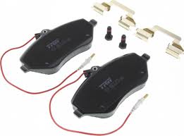 Brake Pad Set Inc. Wear Sensor (DB2024) GDB1595