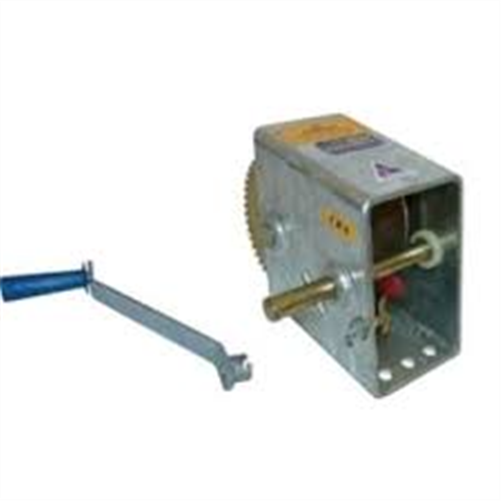 CM TRAILER TRAILER WINCH MCCONNELL 11